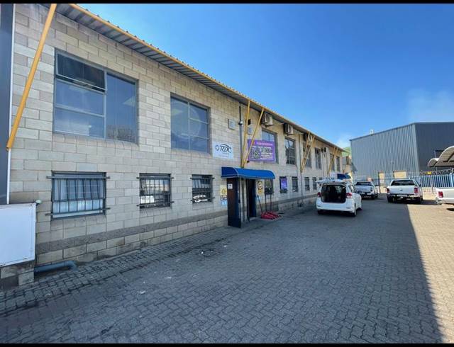 INDUSTRIAL PROPERTY TO RENT IN HENNOPSPARK